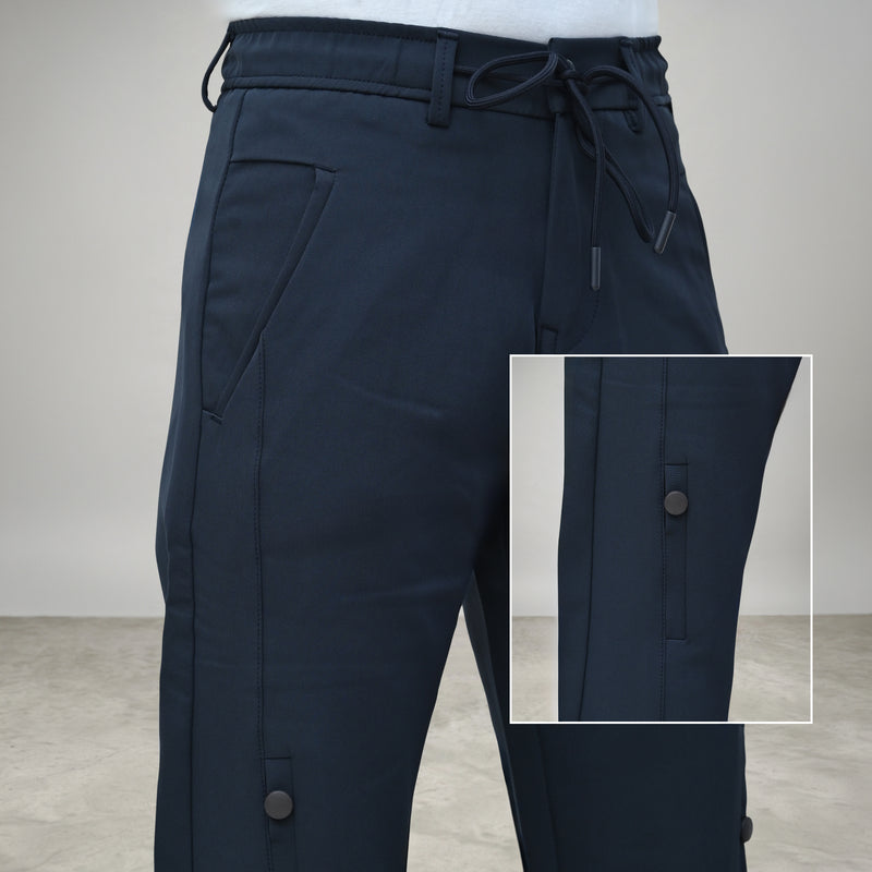 Relaxed Fit joggers with 4-Way Ultra-Stretch Lycra.